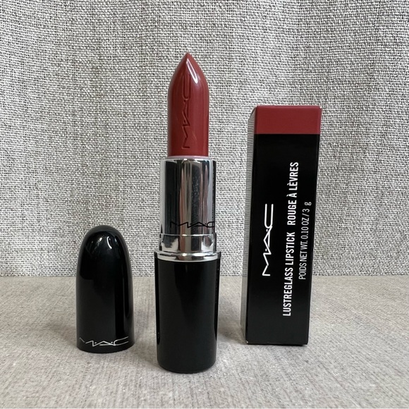 🎁2 for $30🎁 MAC Lustreglass Sheer-Shine Lipstick - Picture 8 of 8